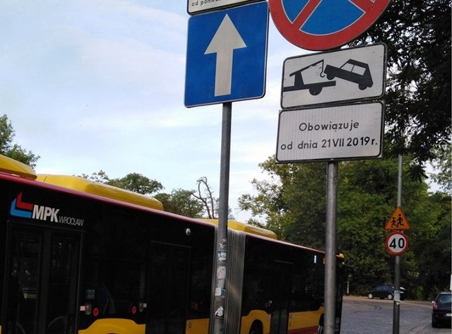 W nocy z 20 na 21 lipca na Podwalu zostanie wydzielony buspas. Ma to przyśpieszy przejazd autobusów w kierunkach: Nowy Dwór, Kuźniki, Klecina, Oporów oraz Krzyki.Zobacz szczegóły na kolejnych stronach. 