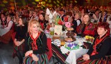 Setki gospodyń i gospodarzy wiejskich ze Świętokrzyskiego w Targach Kielce! Wspaniała integracja i pyszne jedzenie. Zobaczcie zdjęcia i film
