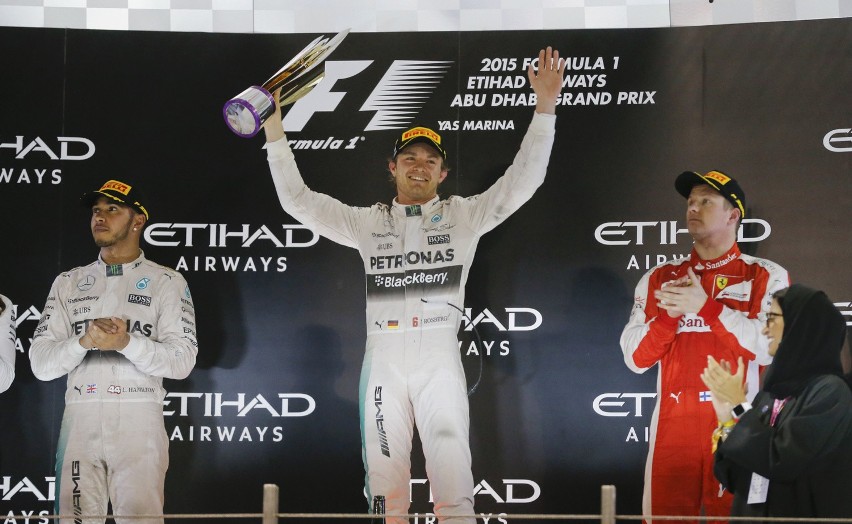 Od lewej: Lewis Hamilton, Nico Rosberg i Kimi Raikkonen