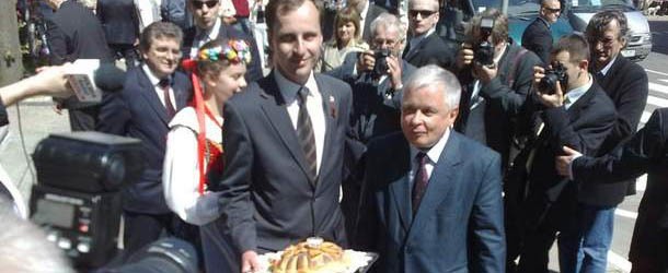 Lech Kaczyński odwiedził Sławno w 2009 roku.