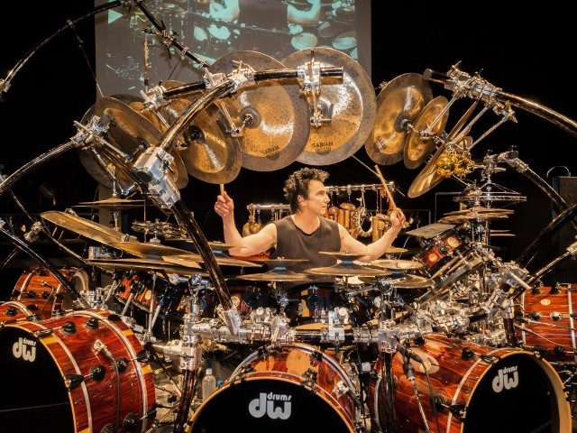 Terry Bozzio zagra na największym zestawie perkusyjnym na świecie na XXIV Drum Fest w Opolu