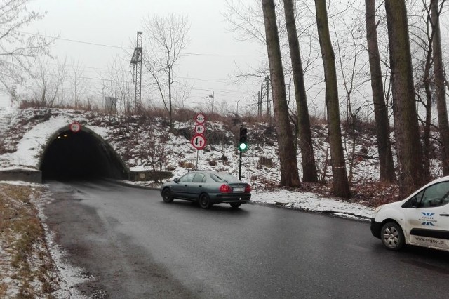 tunel i sygnalizacja