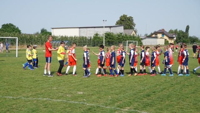 W niedzielę, 19 czerwca na boisku w Załężu Dużym, w gminie Pniewy odbył się turniej piłki nożnej "Piłkarskie powitanie lata z LKS „Pniewy” – edycja 2022”.
