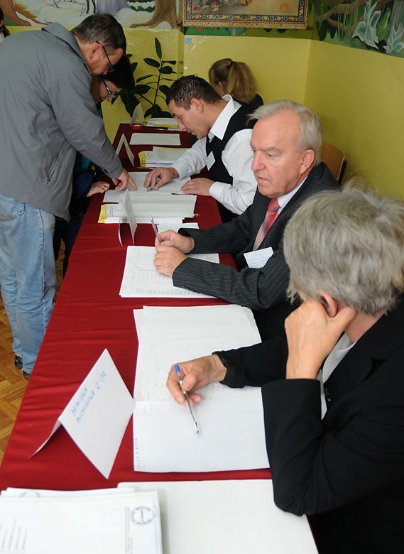 Wybory parlamentarne 2011