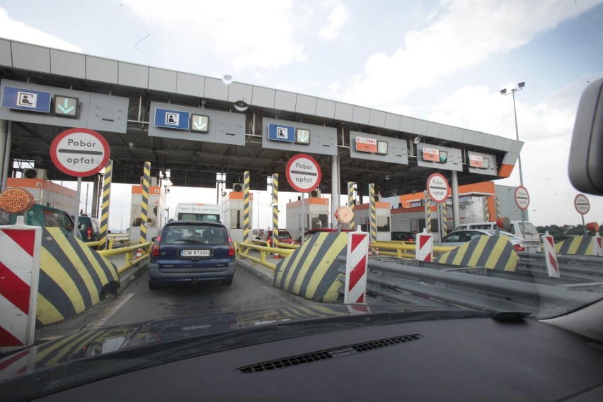 Nowy system poboru opłat na państwowych odcinkach autostrad...