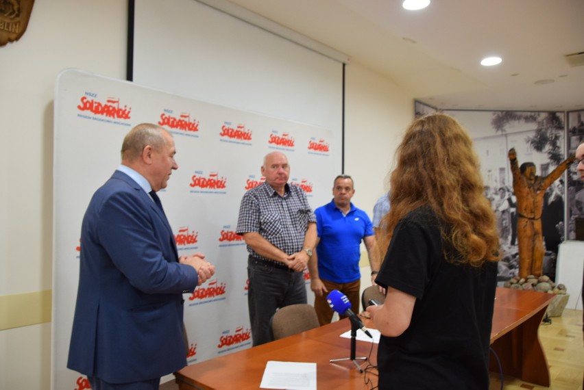 W Lublinie podpisano porozumienie Wojskowych Zakładów Inżynieryjnych w Dęblinie oraz z Huty Stalowa Wola