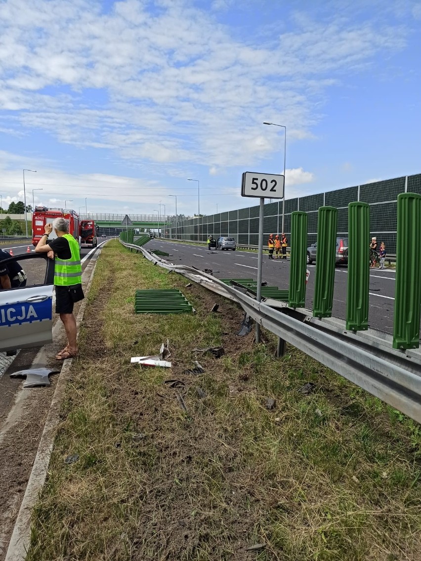 Do wypadku doszło w rejonie węzła Tarnów-Centrum na 502 km...