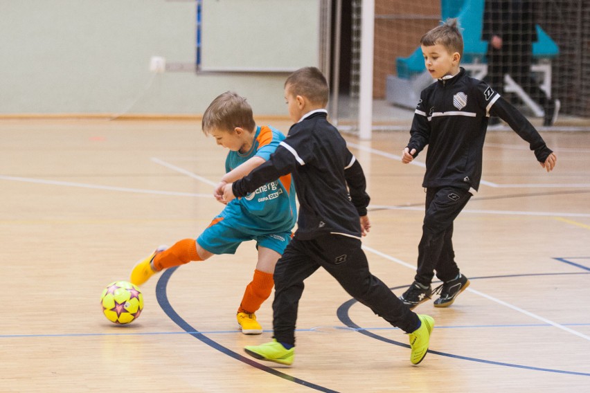 VII Skrzat Cup w Jezierzycach. Grali młodzi piłkarze z...