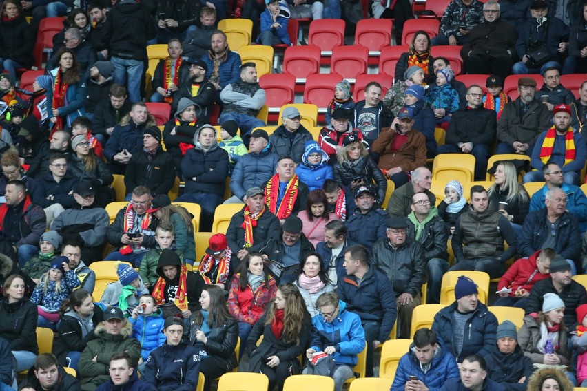 Kibice na meczu Sparta – Falubaz na Stadionie Olimpijskim [ZNAJDŹ SIĘ NA ZDJĘCIACH]