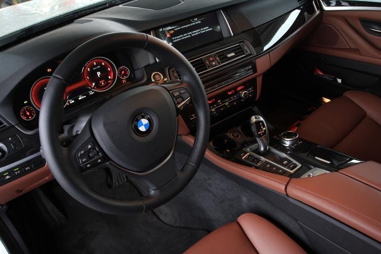 Testujemy: BMW 520d Touring xDrive - małe, ale silne serce...
