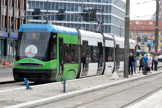 Z powodu braku motorniczych mocno ograniczono kursowanie tramwajów linii "8" i "11". Sprawa wywołała ogromne emocje wśród mieszkańców.