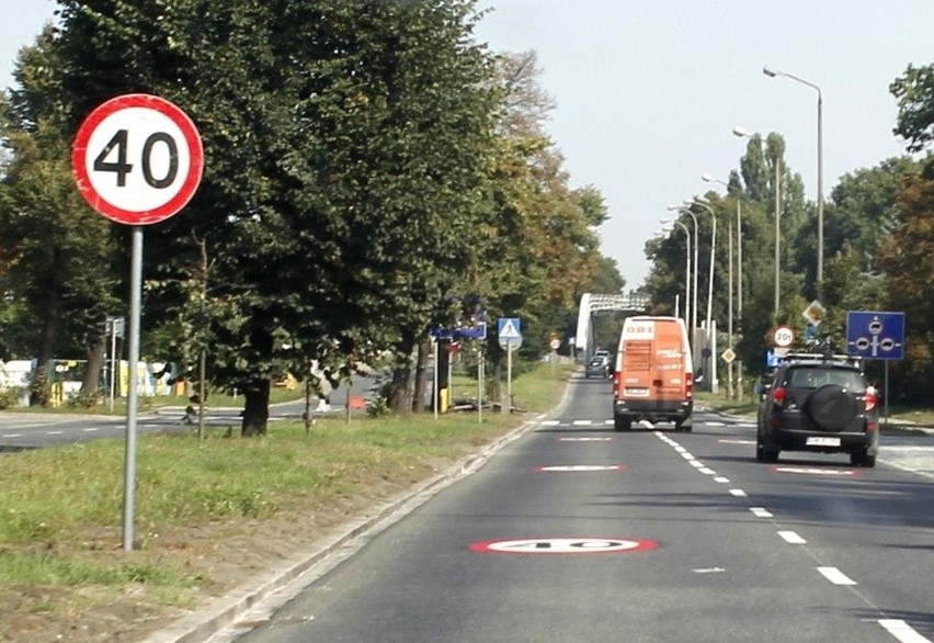 Wyremontowano Kochanowskiego i...wprowadzono nowe ograniczenia prędkości! Uważajcie na pułapkę