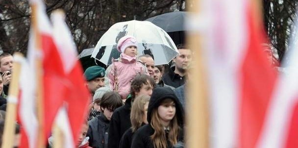 Główne uroczystości odbyły się na Pl. Rapackiego