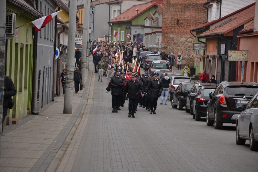 W Lipnie w obchodach Narodowego Święta Niepodległości tłumnie wzięli udział mieszkańcy 