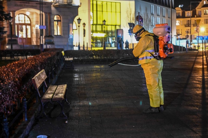 W związku z panująca w kraju epidemią koronawirusa władze...