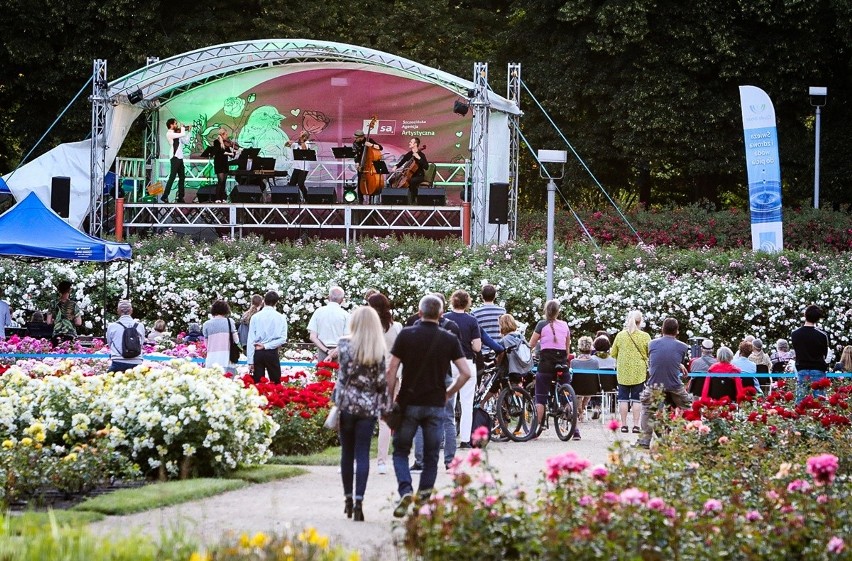 Koncert „100 lat Szczecin, Classic!” w Ogrodzie Różanym. ZDJĘCIA