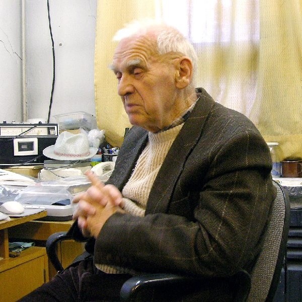 82-letni profesor przyznał "Gazecie Pomorskiej", że był tajnym współpracownikiem SB.