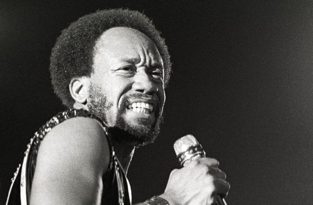 Maurice White nie żyje.