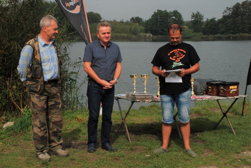 IV Maraton Karpiowy w powiecie pińczowskim. Największą złowioną rybą był amur - ważył ponad 10 kilogramów [ZDJĘCIA, WYNIKI]