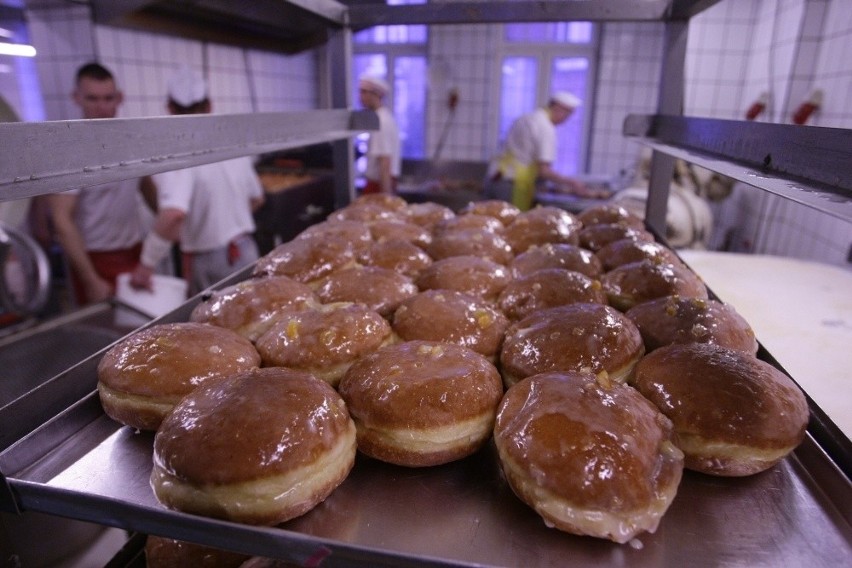 Przepisy na faworki i pączki na Tłusty Czwartek 2020....