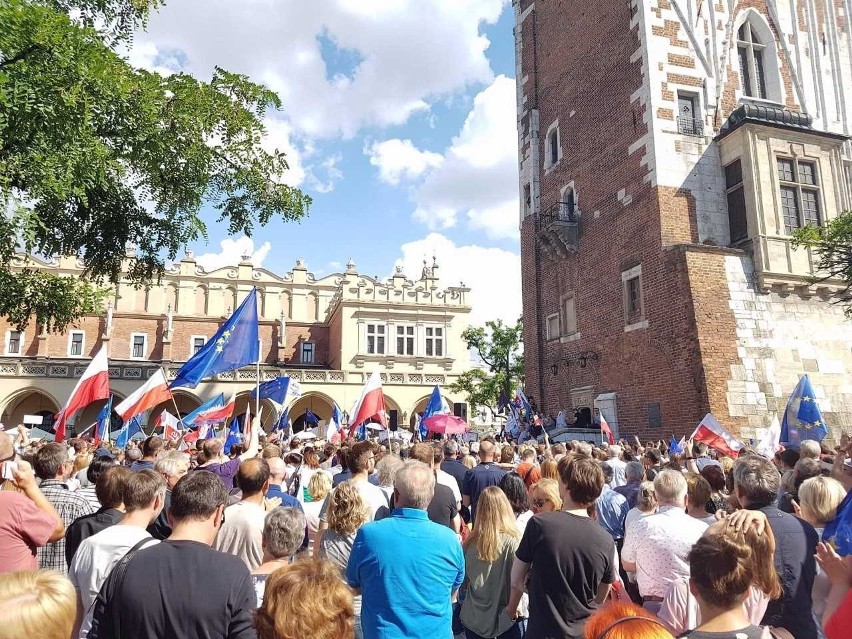 Kraków. Apelowali do prezydenta Dudy o zawetowanie ustaw sądowniczych