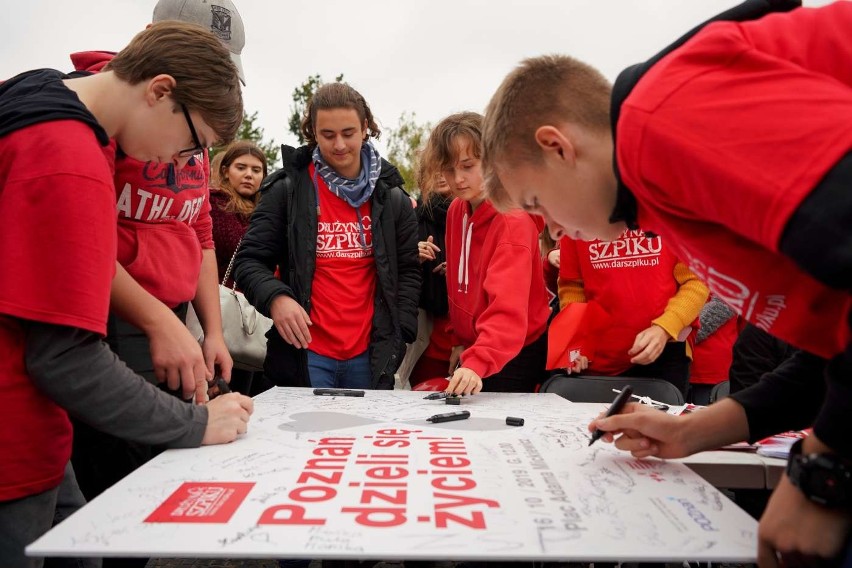 Poznań dzieli się życiem - to projekt poznańskiej Drużyny...