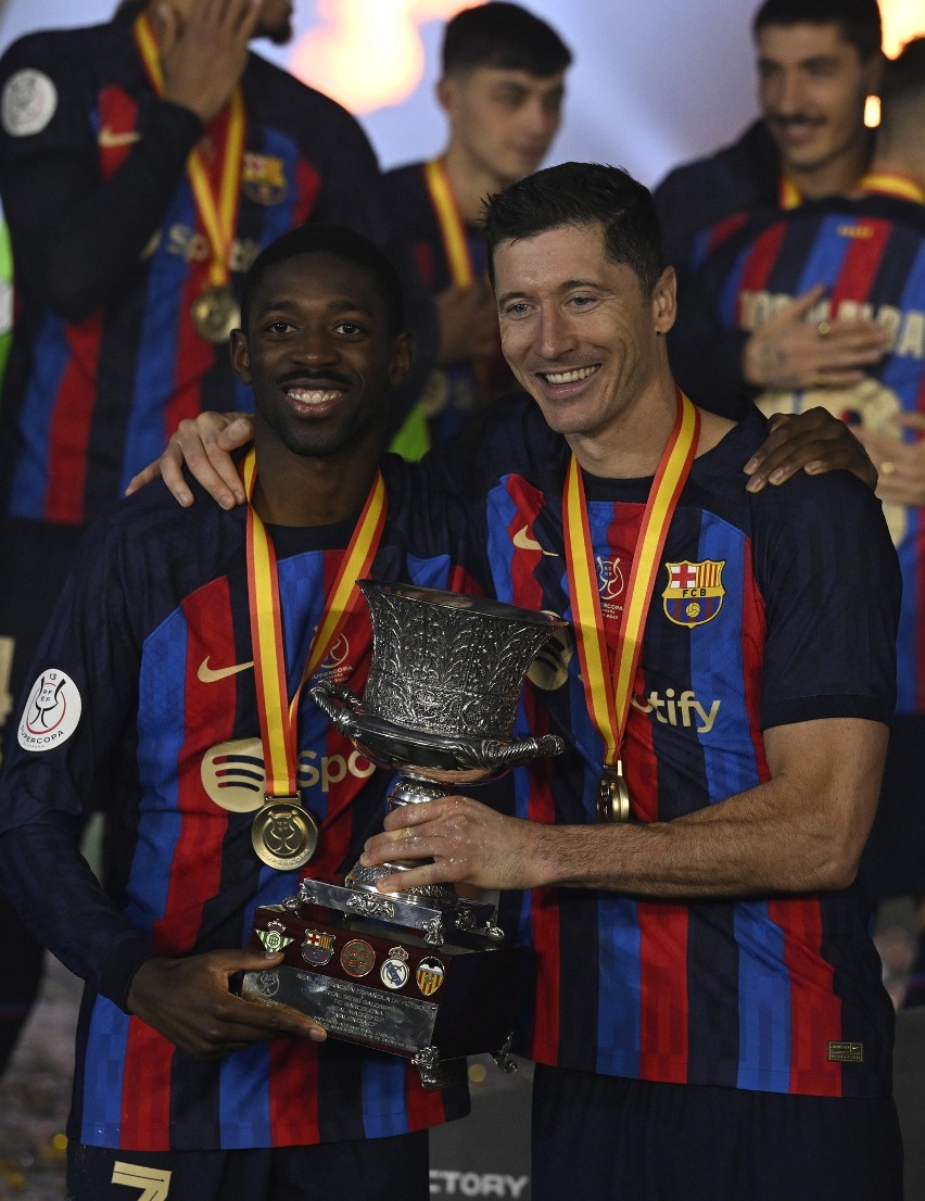 Lewandowski walczy jeszcze o trzy trofea z Barceloną. O...