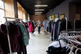 Butik socjalny - pierwszy taki sklep na Dolnym Śląsku! Kupisz tu ubrania, sprzęt AGD itp. [CENY, ZDJĘCIA]