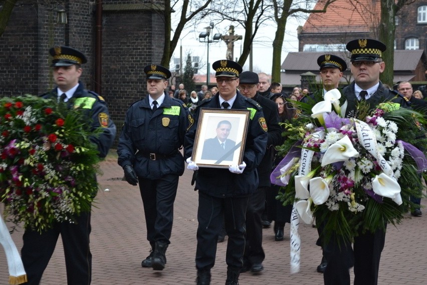 Pogrzeb Jarosława Rajdy, komendanta straży miejskiej w Zabrzu [ZDJĘCIA]