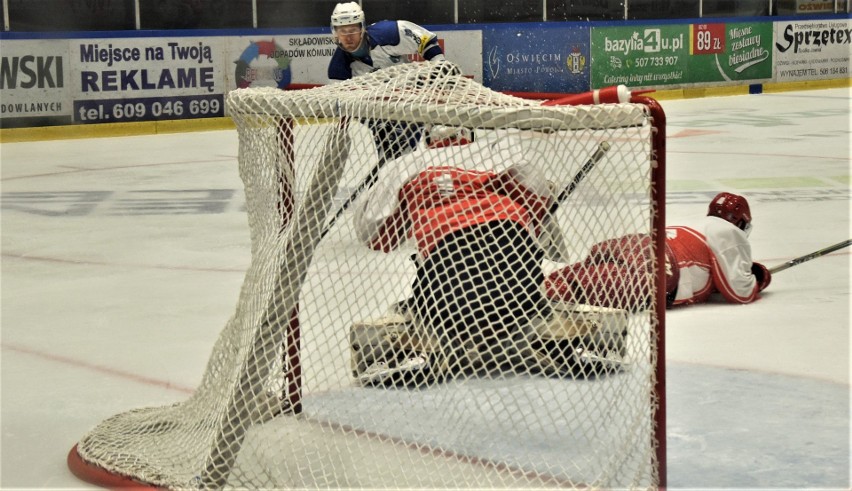 Hokej. Re-Plast Unia Oświęcim - Kadra PZHL U-23 8:0. Na...