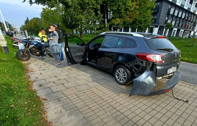 Po zderzeniu kierowca jadący buspasem nie zatrzymał się i oddalił się z miejsca wypadku