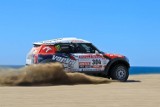 Rajd Dakar: Hołowczyc dachował, ale jest nadal trzeci