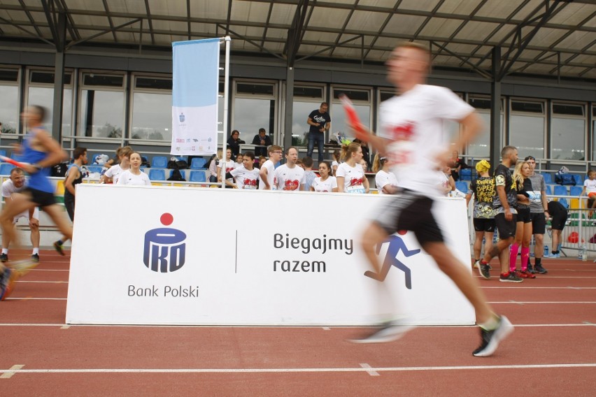 4. PKO Bieg Charytatywny w Warszawie. Pobiegli dla najmłodszych [ZDJĘCIA, WIDEO]