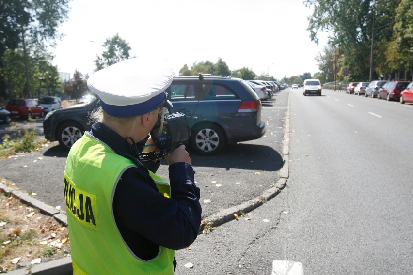 Śląskie na drogach: Wypadki, kolizje, pijani kierowcy. Trwa akcja Bezpieczny Weekend