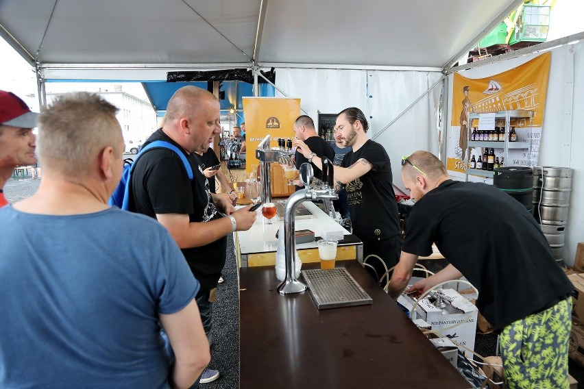 Festiwal Szczecin Beer Fest 2018 na Łasztowni [ZDJĘCIA, WIDEO]