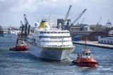 Wycieczkowiec "Hamburg" wpłynął go gdańskiego portu. 10.04.2022 r. Zdjęcia