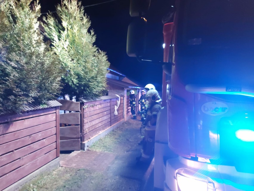 W akcji ratunkowej brało udział 17 strażaków z PSP w Bochni...