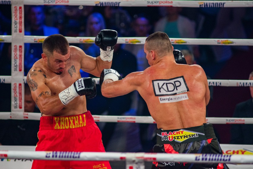 Zakopane. Knockout Boxing Night 18: w walce wieczoru zwyciężył Fiodor Czerkaszyn ZDJĘCIA