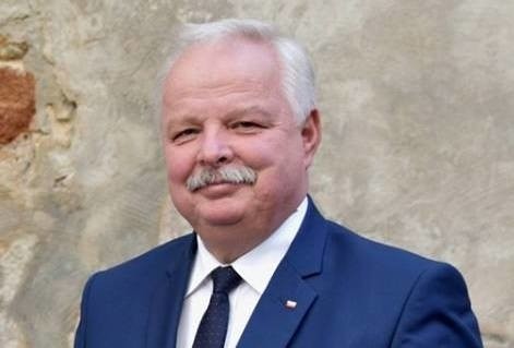 Wybory parlamentarne 2019. Olkusz. Minister Jacek Osuch pozywał w trybie wyborczym byłego starostę olkuskiego Pawła Pisanego AKTUALIZACJA