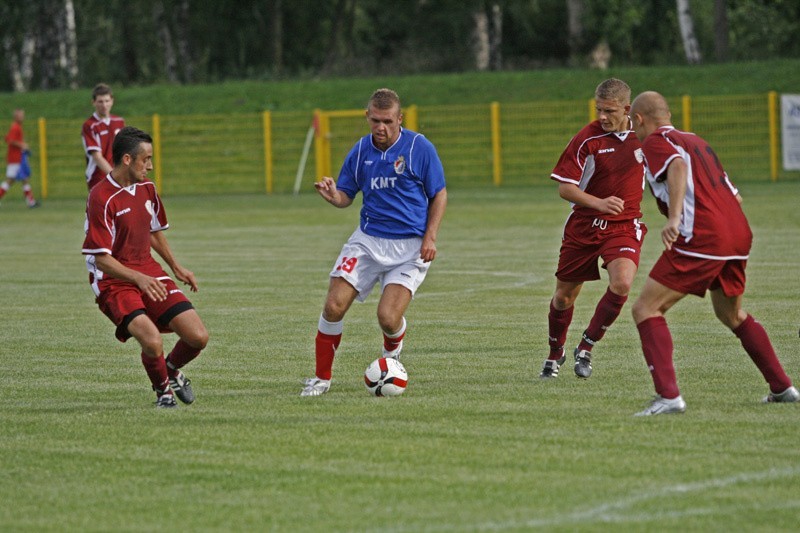 W meczu sparingowym rozegranym na stadionie przy ulicy...