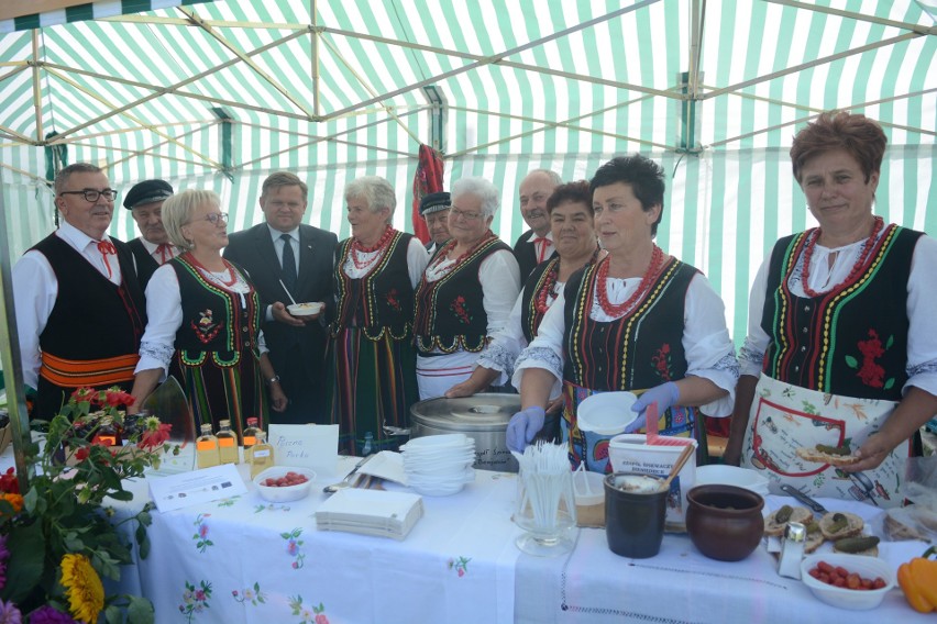 Zakończył się Wolanów Food Festival. Pokaz kulinarny zaprezentował Robert Makłowicz. Były też koncerty muzyki ludowej i występ disco polo