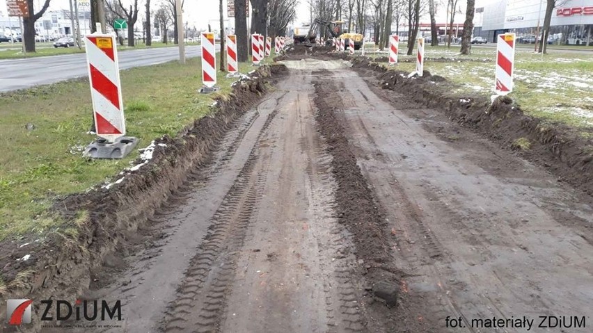 Budowa drogi rowerowej z do Bielan Wrocławskich - wzdłuż al....