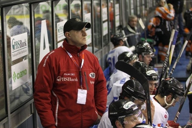 Marek Ziętara po 18 miesiącach od złotego medalu wraca do Sanoka, ale jako trener przeciwnej drużyny.