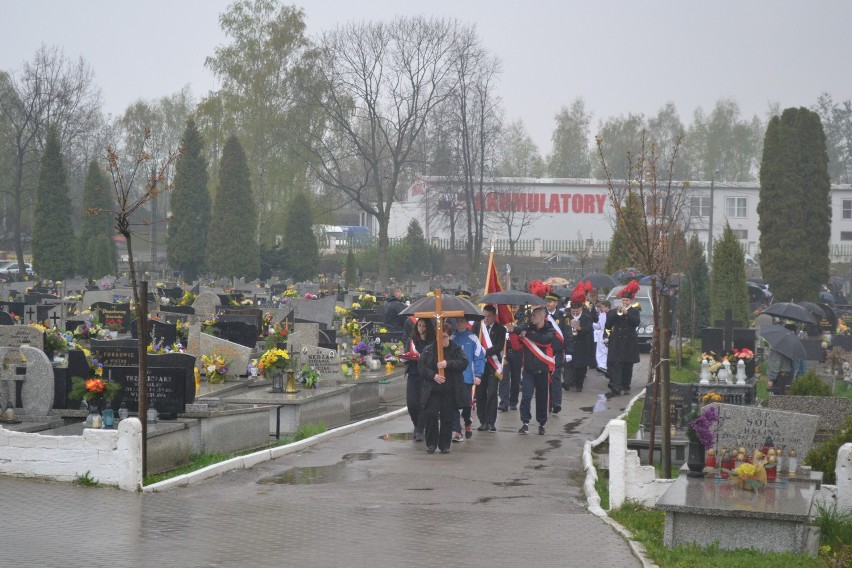 Mistrz boksu Henryk Średnicki spoczął na cmentarzu w Będzinie-Warpiu [ZDJĘCIA]