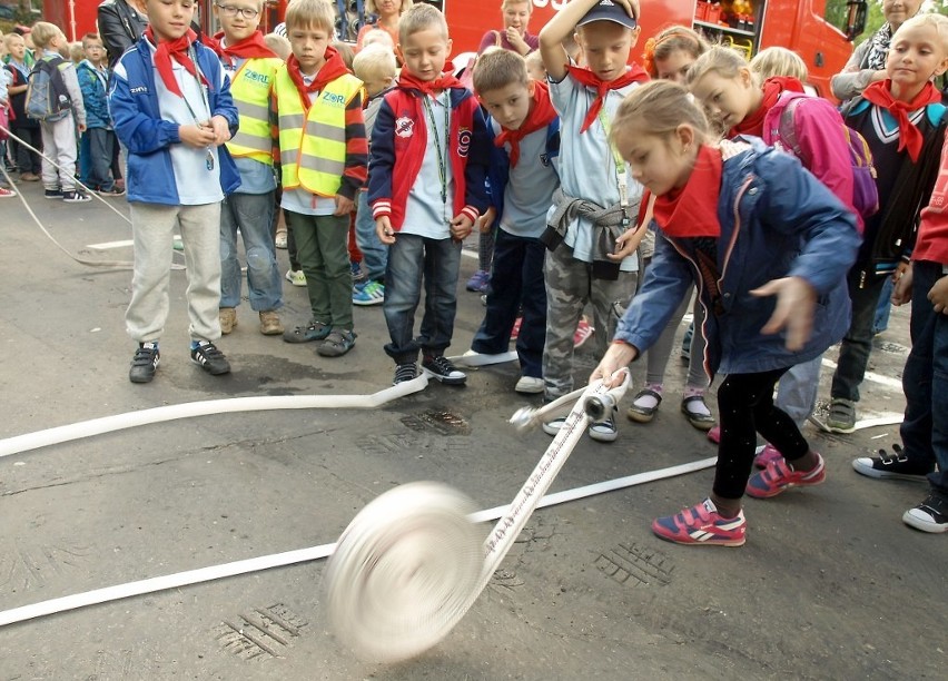 Lekcja bezpieczeństwa dla maluchów.