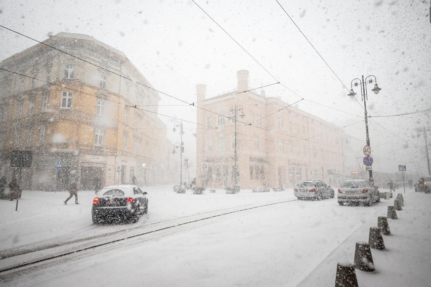 Atak zimy w Kujawsko-Pomorskiem. Silny wiatr i opady śniegu...
