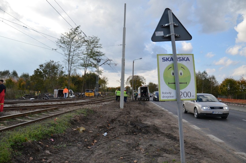 Leśnica bez tramwajów. Torowisko na Kosmonautów było zamknięte [ZDJĘCIA]