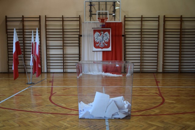 Trwają wybory do Sejmu i Senatu