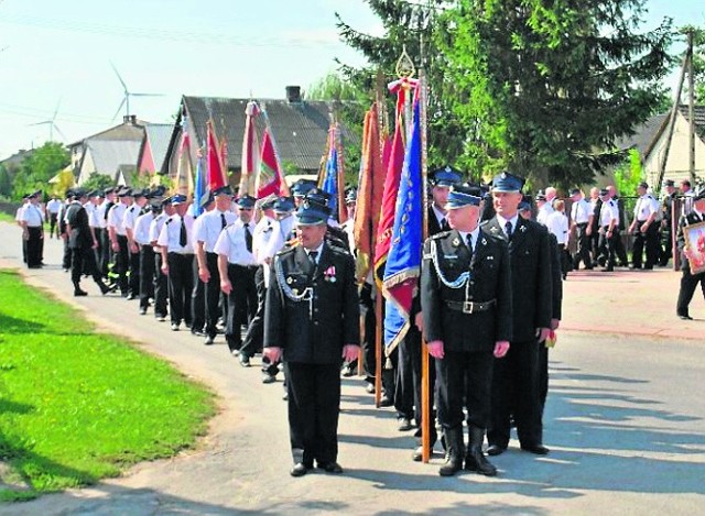 W niedzielę druhowie z Pakosławia hucznie świętowali 90-lecie jednostki. Najbardziej zasłużeni dostali medale i odznaczenia. 