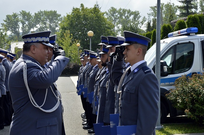 Gorlice. Święto policji, wręczono awanse i podziękowano za ciężką służbę [ZDJĘCIA]